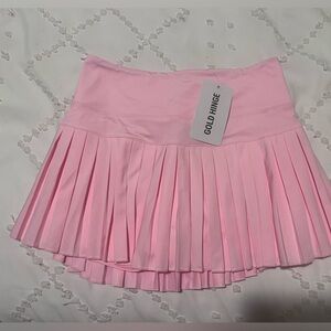 Gold hinge pleated tennis skirt